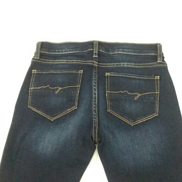 NY & Co. 00 PETITE Soho Skinny Jeans - Picture 2 of 3